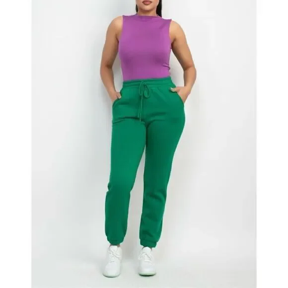 Green Jogger Set - Picture 4 of 11